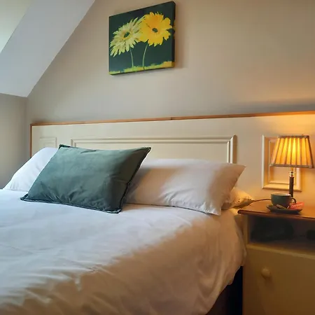 Bed & Breakfast Ashfield House Failte Ireland Approved